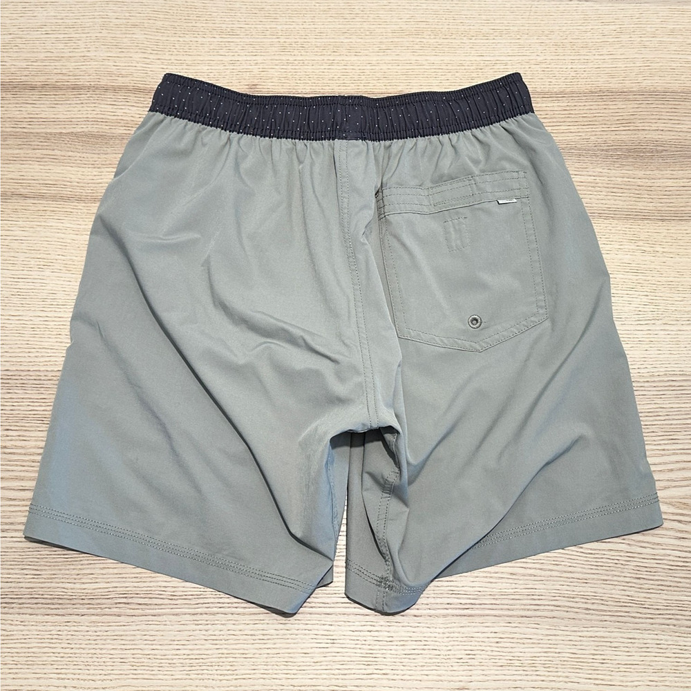 Vuori Kori Short Lined 7" Mens S Drawstring Elastic Waist Gray Running Gym V302 - Picture 6 of 11
